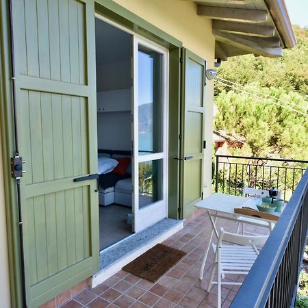 Italian Vacation Homes - La Petite Maison Du Lac Тавернола Бергамаска Экстерьер фото
