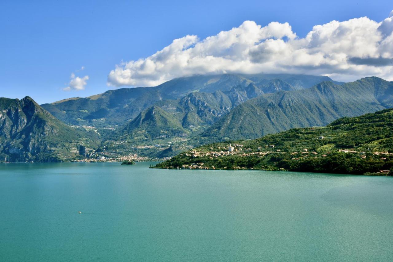Italian Vacation Homes - La Petite Maison Du Lac Тавернола Бергамаска Экстерьер фото